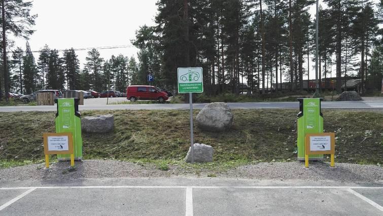 Case: Koillis-Satakunnan Sähkön latauspisteet brändätyllä ilmeellä 3 Plugit koillis satakunta 4